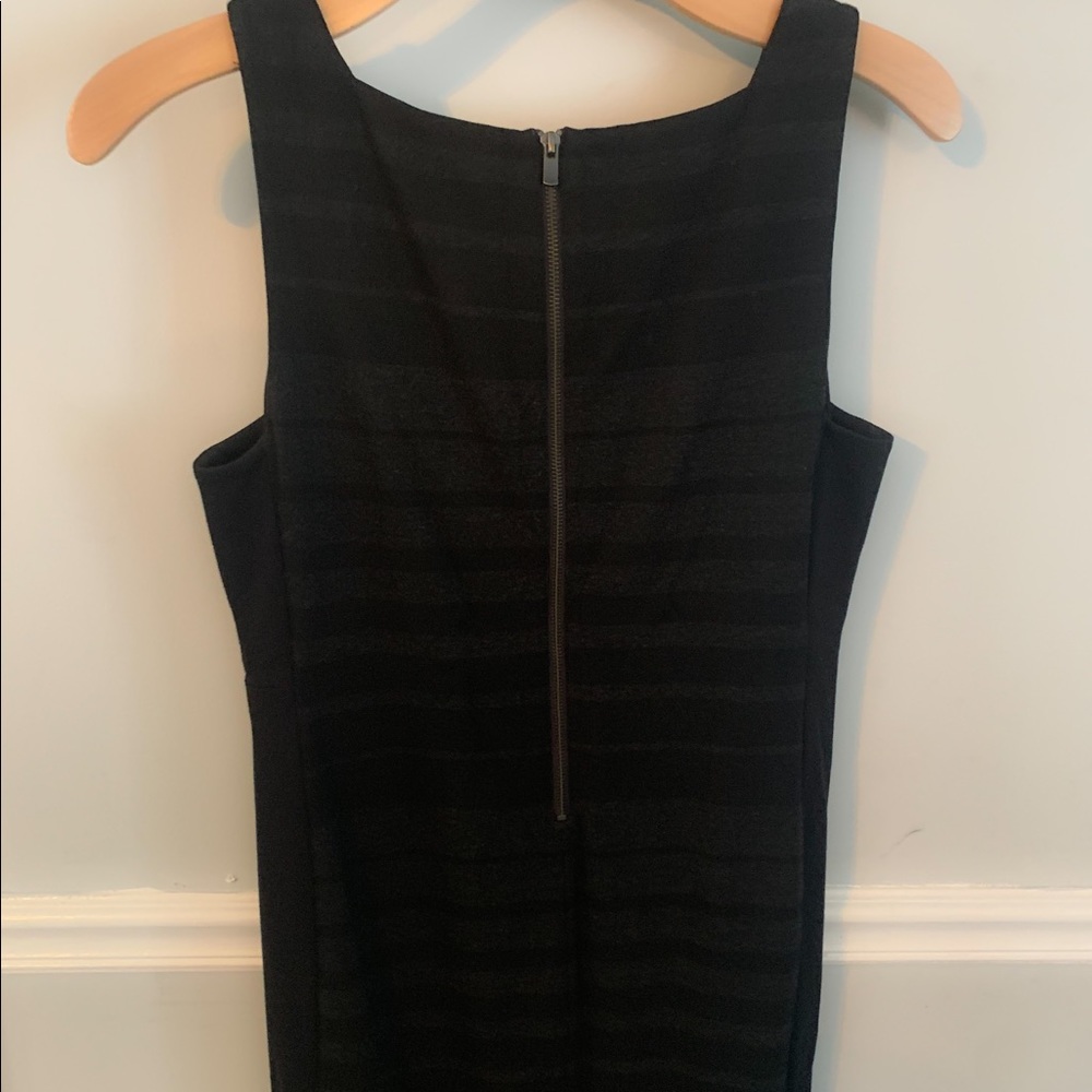 Dress - Picture 2 of 5